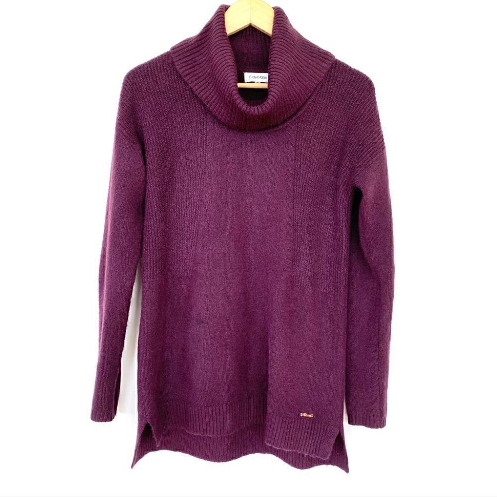 Calvin Klein sweater with cowl neck, long sleeves, loose fit, long